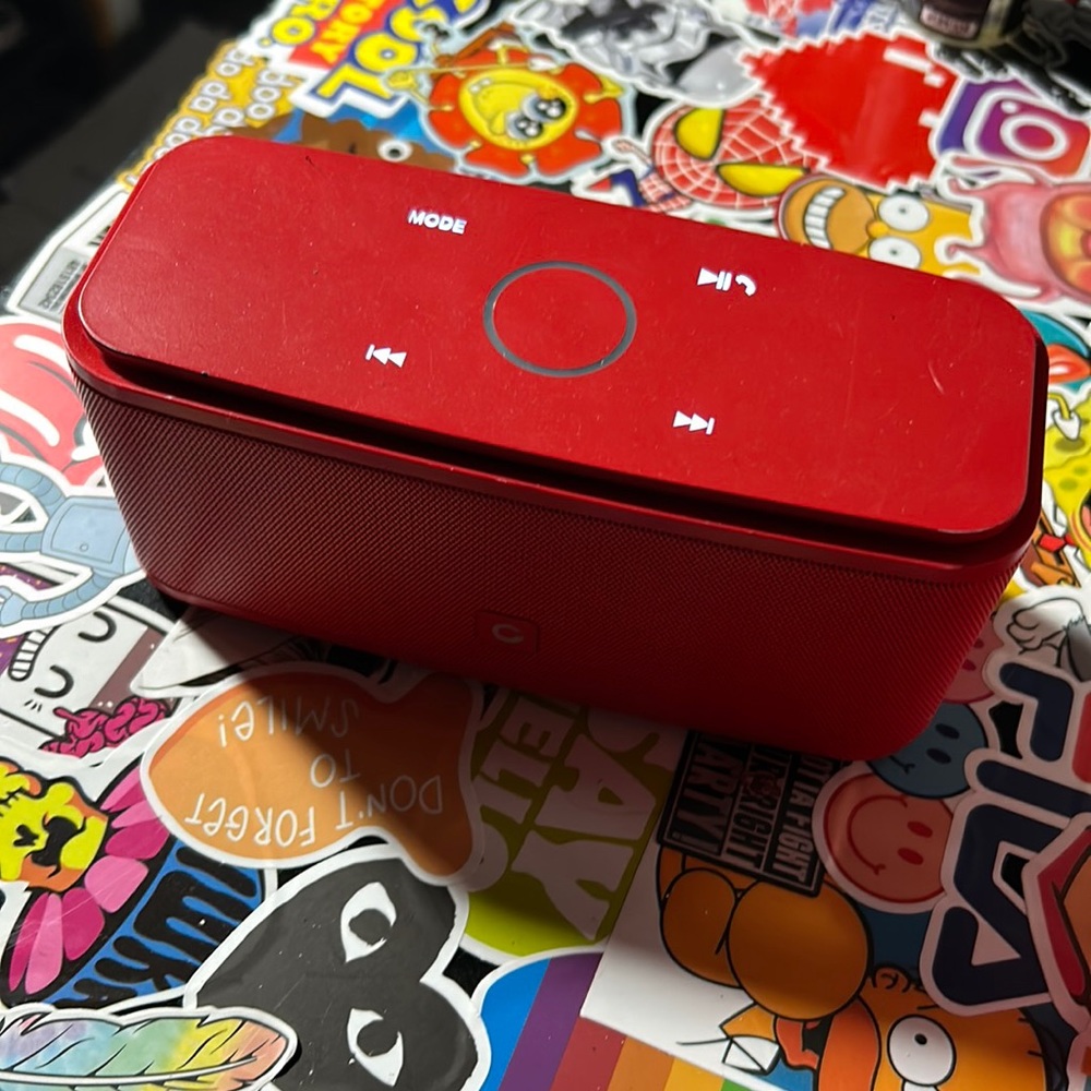 Does soundbox portable Bluetooth speaker